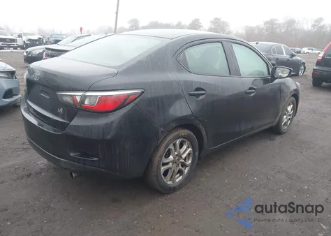 2017 Toyota Yaris Ia z USA, uszkodzony, nr VIN 3MYDLBYV5HY151276